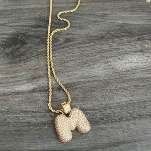 “M” bubble chain